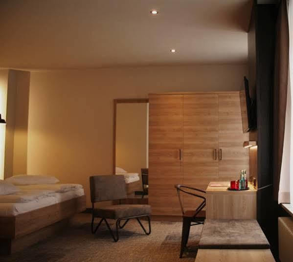 Alexxanders Hotel & Boardinghouse, Restaurant Chemnitz Luaran gambar